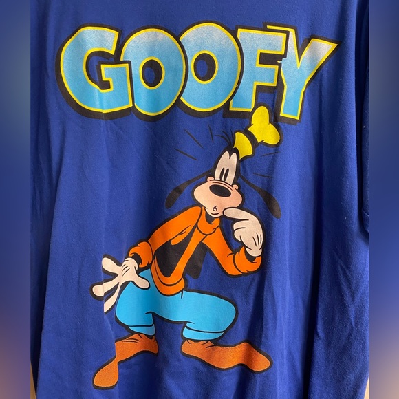 Walt Disney Goofy graphic shirt - Picture 2 of 3